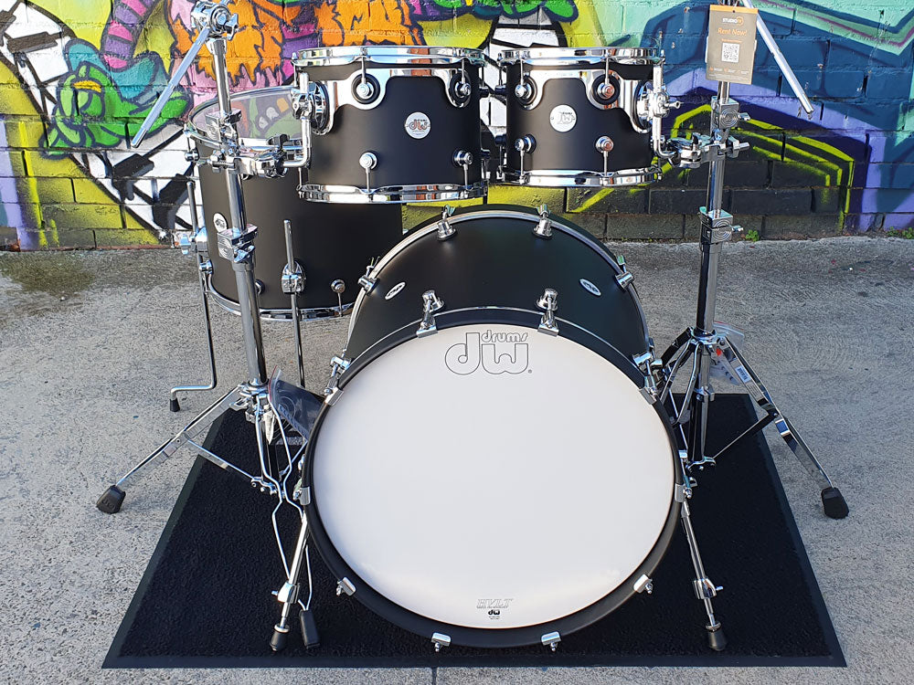 DW Design Series Satin Lacquer 22" 4 Piece Shell Kit - Black Satin