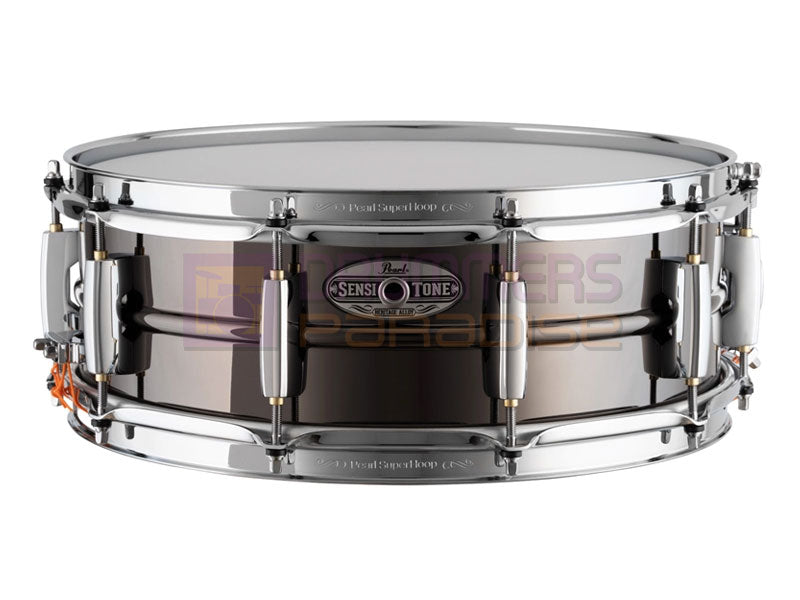 http://drummersparadise.com.au/cdn/shop/products/Pearl-Sensitone-Heritage-Alloy-14-x-5-Black-Brass-Snare.jpg?v=1679356727