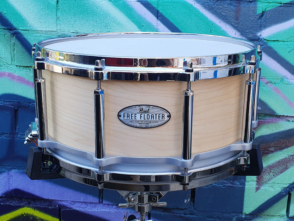 Pearl Free Floating 14" x 6.5" Maple Snare Drum